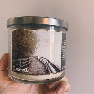 Bath and Body Works Flannel 3 Wick Candle